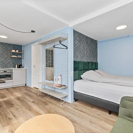 Downtown Apartment *